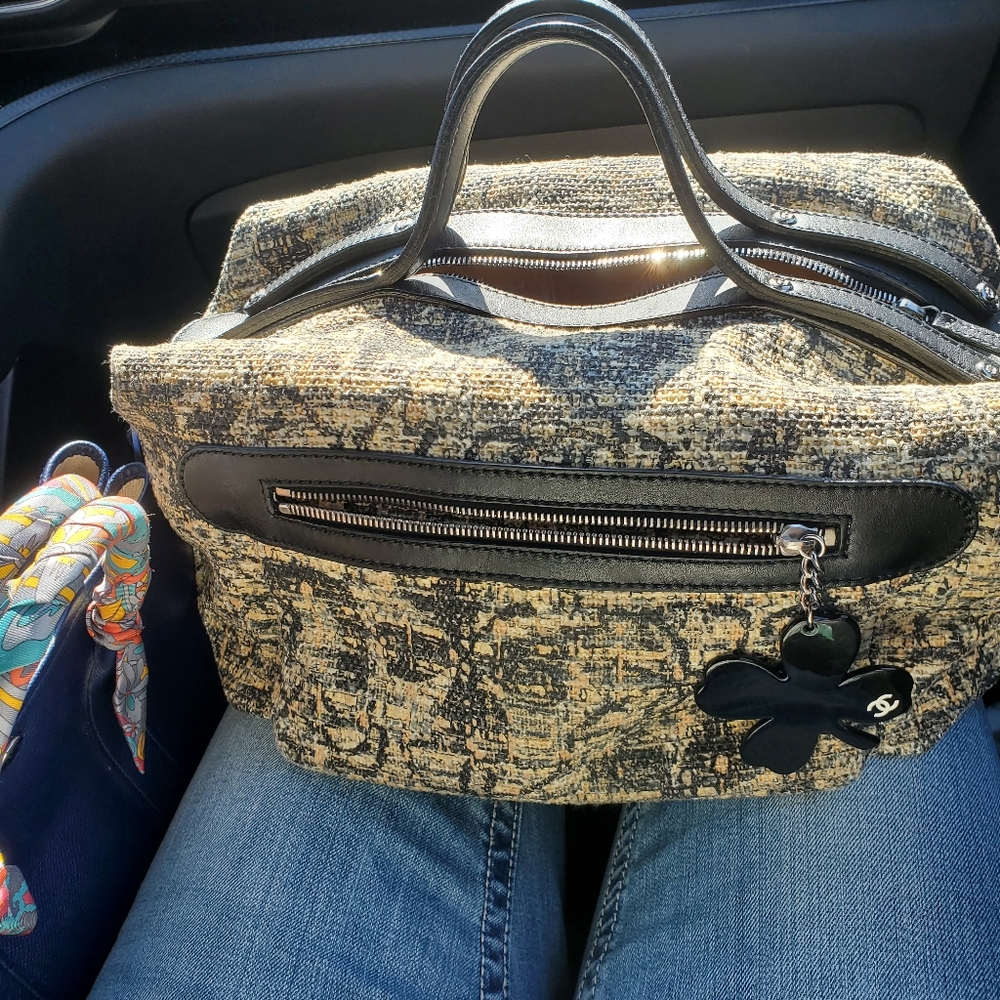 💕TRADED💕w/Leti😍CHANEL Clover/5 Tweed Bowler